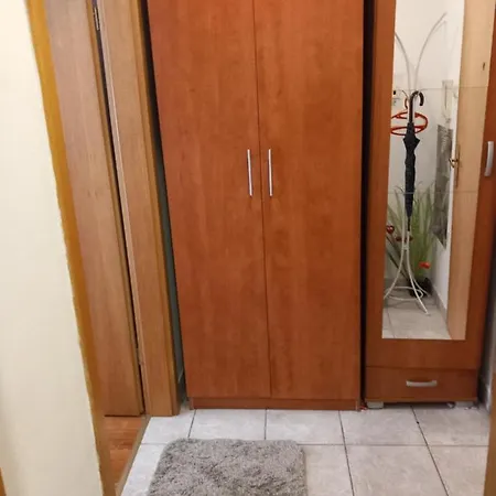 Apartman Tiha Noc דירה פודגוריצה